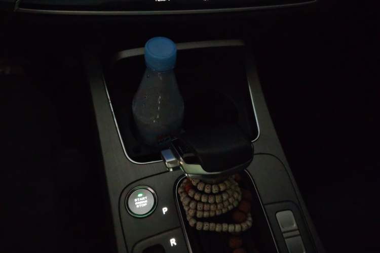 Used CHANGAN OSHAN X7 2020 1.5T Automatic Luxury Version Gear Lever