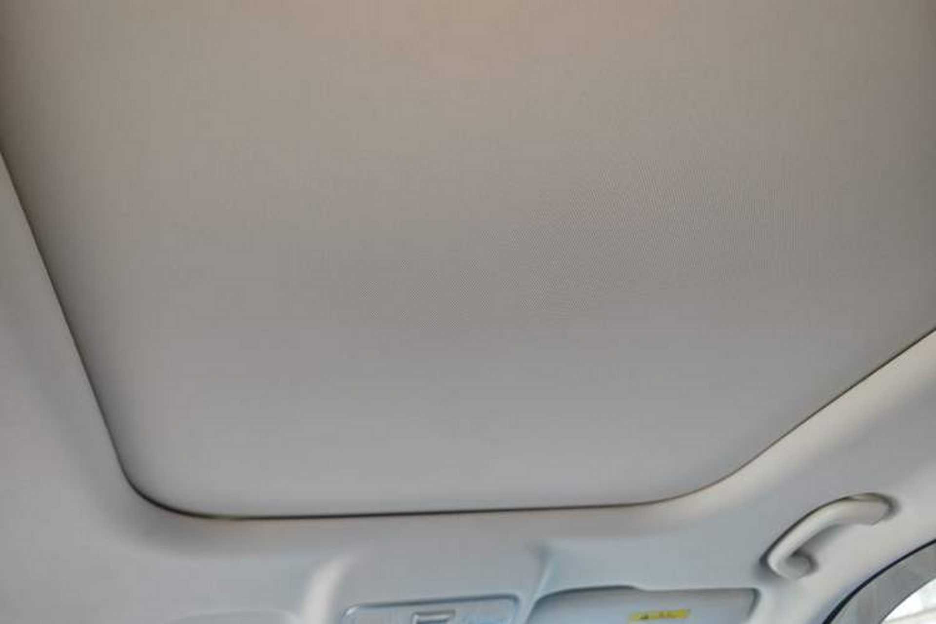 Used CHANGAN OSHAN X7 2020 1.5T Automatic Luxury Model Headliner