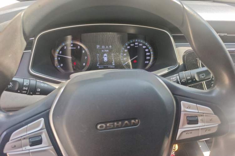 Used CHANGAN OSHAN X7 2020 1.5T Automatic Elite Edition Instrument Cluster