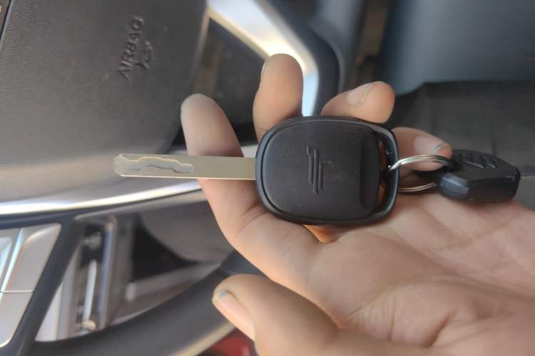 Used CHANGAN OSHAN X7 2020 1.5T Automatic Elite Edition Interior 1