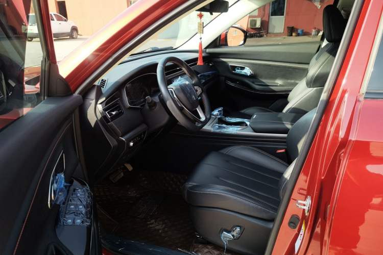 Used CHANGAN OSHAN X7 2020 1.5T Automatic Luxury Model Interior 1