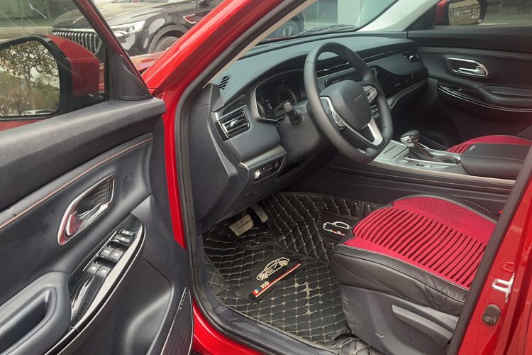 Used CHANGAN OSHAN X7 2020 1.5T Automatic Elite Edition Interior 1