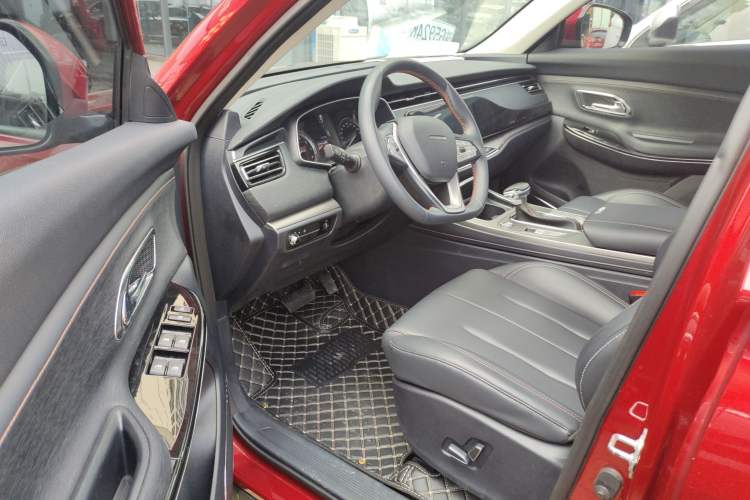 Used CHANGAN OSHAN X7 2020 1.5T Automatic Prestige Edition Interior 2