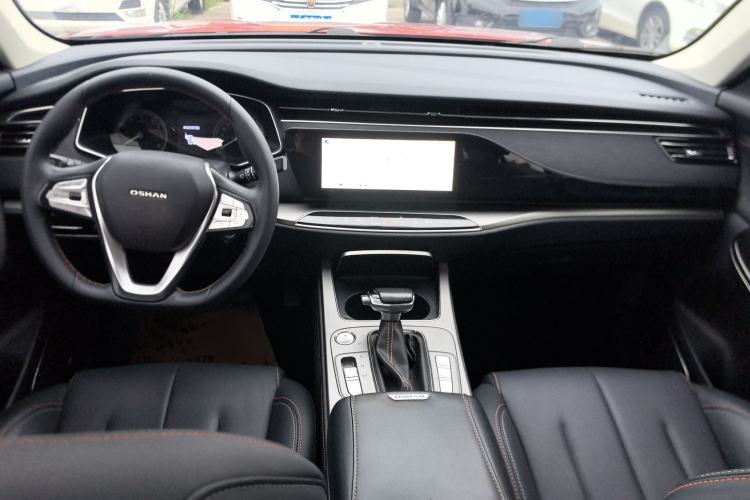 Used CHANGAN OSHAN X7 2020 1.5T Automatic Prestige Edition Interior 3