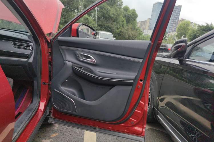 Used CHANGAN OSHAN X7 2020 1.5T Automatic Flagship Edition Interior 5