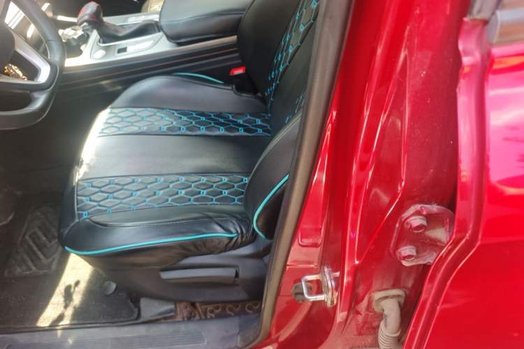 Used CHANGAN OSHAN X7 2020 1.5T Automatic Elite Edition Left Front Seat