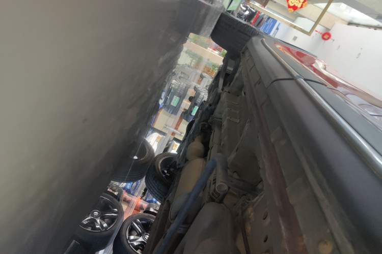 Used CHANGAN OSHAN X7 2020 1.5T Automatic Flagship Edition Left Side Sill