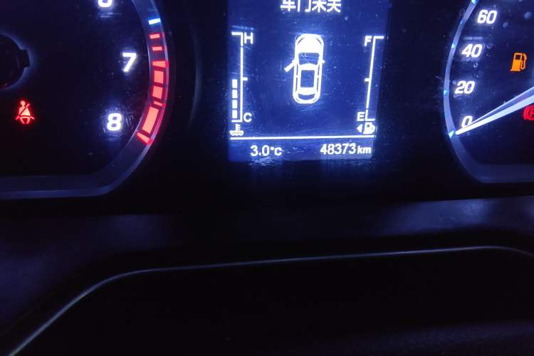 Used CHANGAN OSHAN X7 2020 1.5T Automatic Luxury Model Odometer Close Up