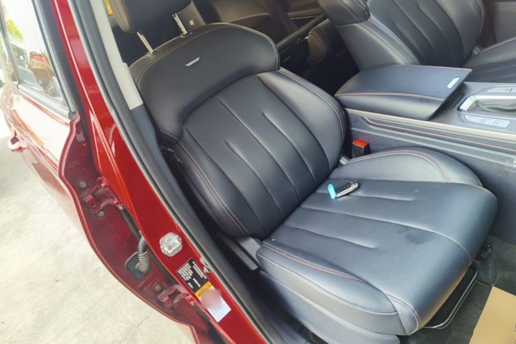 Used CHANGAN OSHAN X7 2020 1.5T Automatic Prestige Edition Right Front Seat