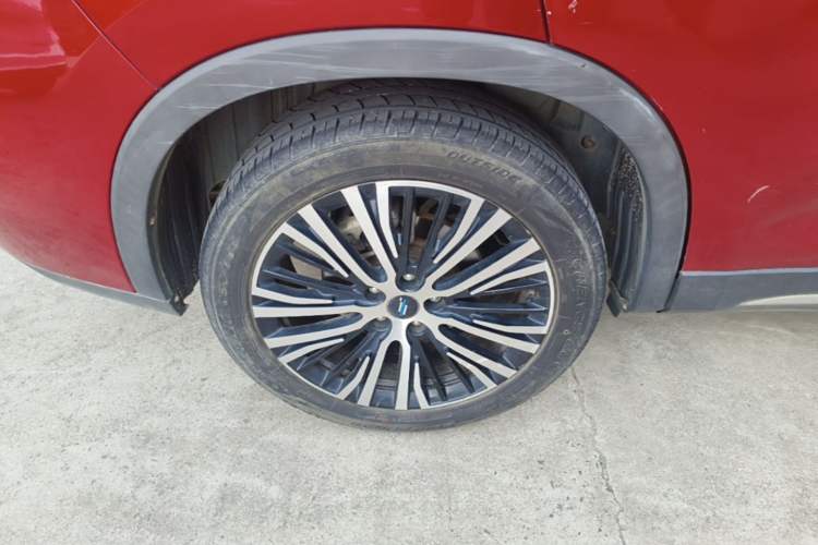 Used CHANGAN OSHAN X7 2020 1.5T Automatic Prestige Edition Right Rear Wheel Hub