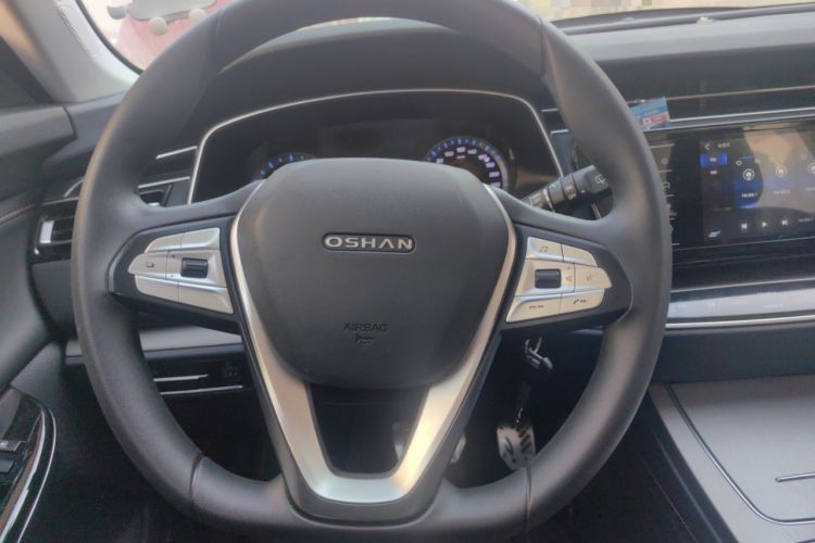 Used CHANGAN OSHAN X7 2020 1.5T Automatic Elite Edition Steering Wheel