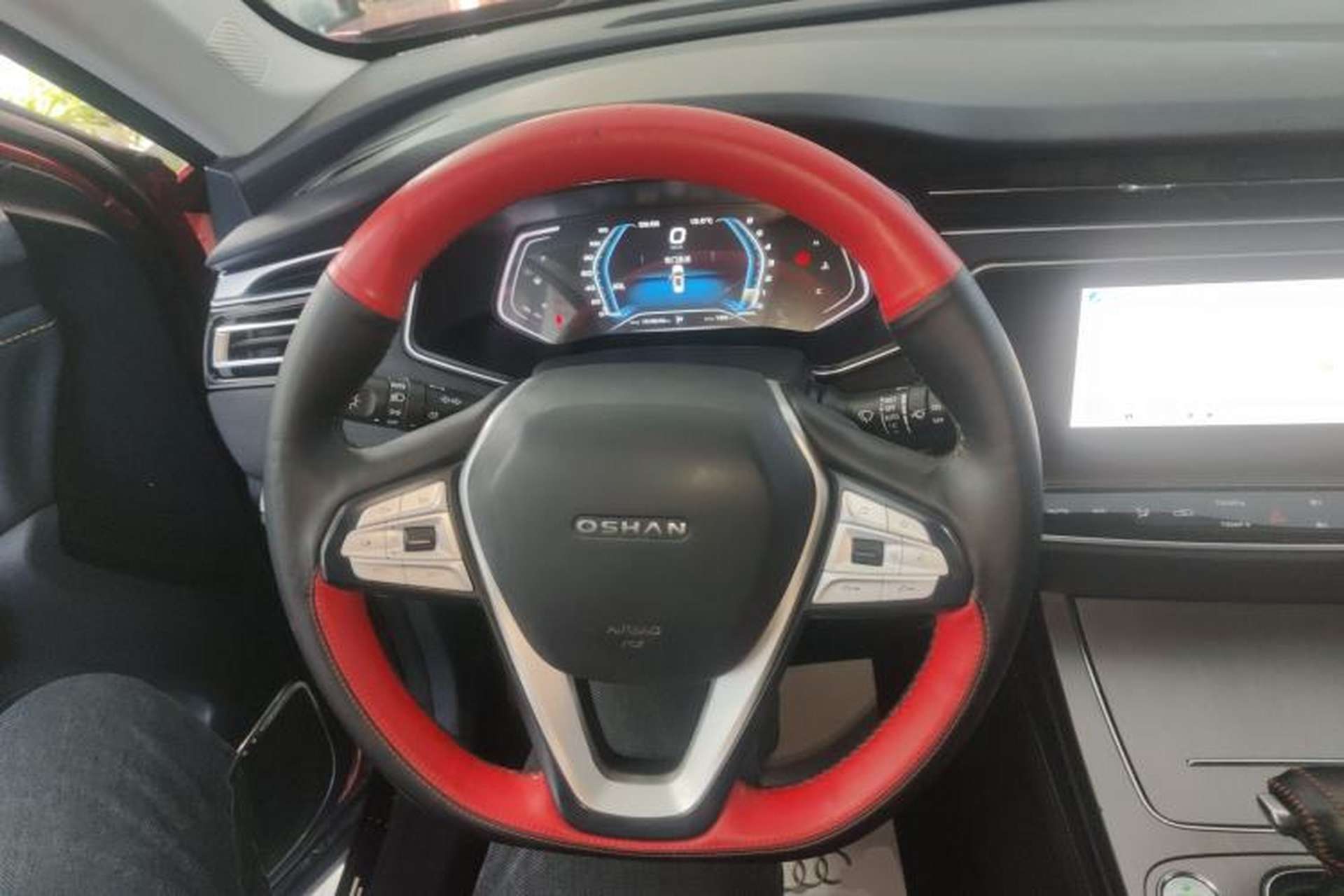 Used CHANGAN OSHAN X7 2020 1.5T Automatic Flagship Edition Steering Wheel