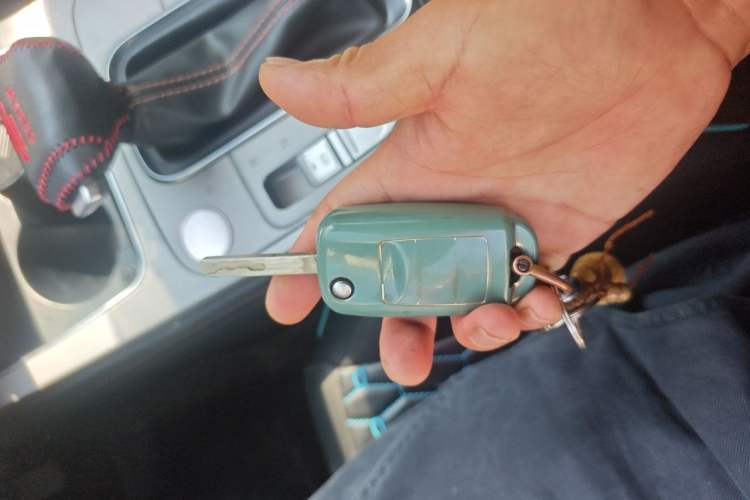 Used CHANGAN OSHAN X7 2020 1.5T Automatic Elite Edition Vehicle Key