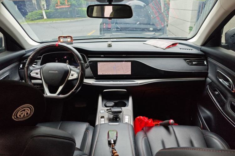 Used CHANGAN OSHAN X7 2020 1.5T Automatic Parking with Facial Recognition – Spacey & Carefree Edition Center Console