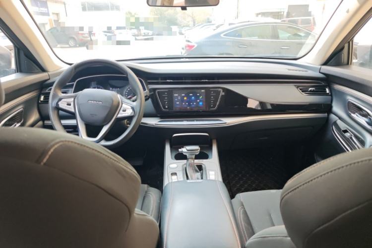 Used CHANGAN OSHAN X7 2020 1.5T Automatic Elite Edition Center Console