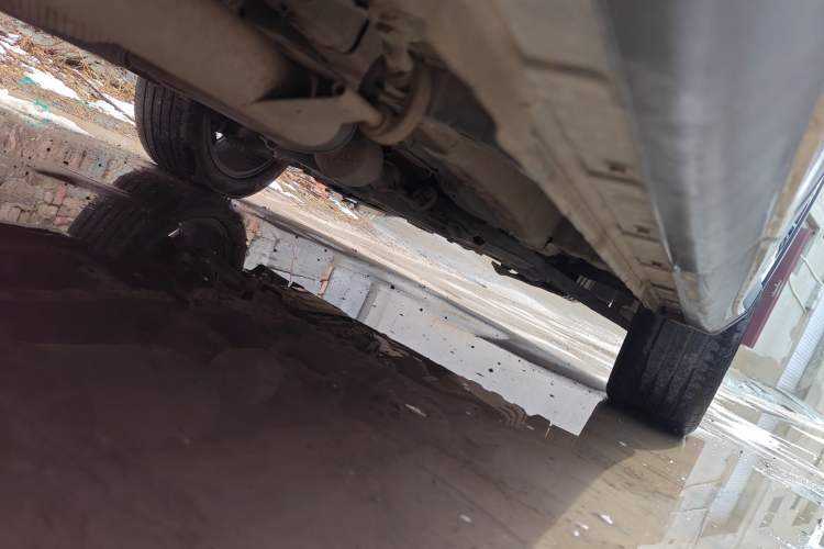 Used CHANGAN OSHAN X7 2020 1.5T Automatic Prestige Edition Chassis Rear Right