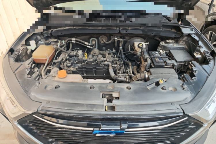 Used CHANGAN OSHAN X7 2020 1.5T Automatic Elite Edition Engine Bay