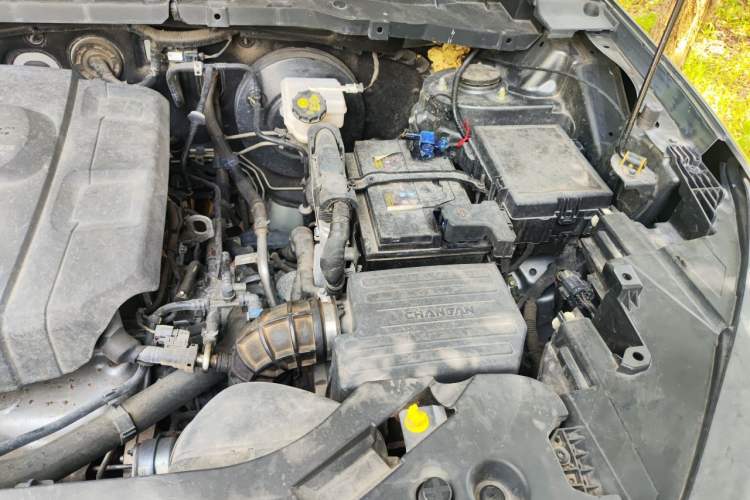 Used CHANGAN OSHAN X7 2020 1.5T Automatic Prestige Edition Engine Bay Left