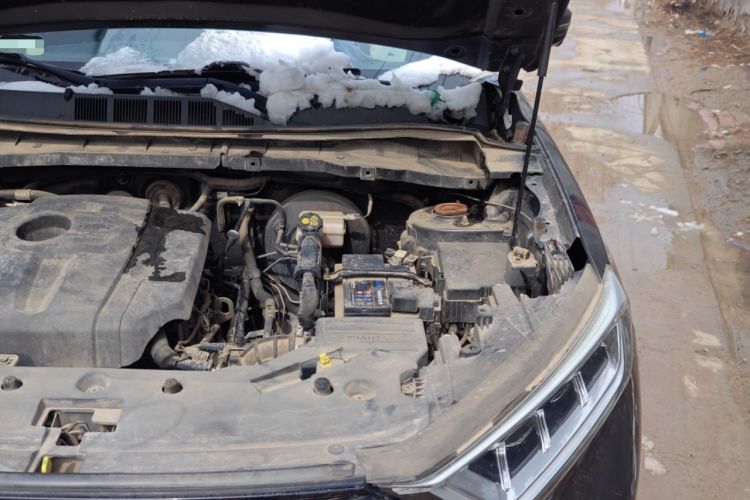 Used CHANGAN OSHAN X7 2020 1.5T Automatic Prestige Edition Engine Bay Left