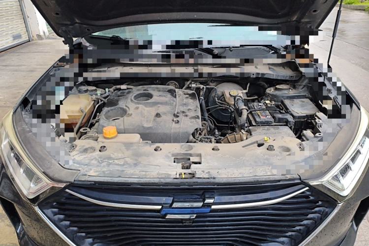 Used CHANGAN OSHAN X7 2020 1.5T Manual Luxury Version Engine Bay