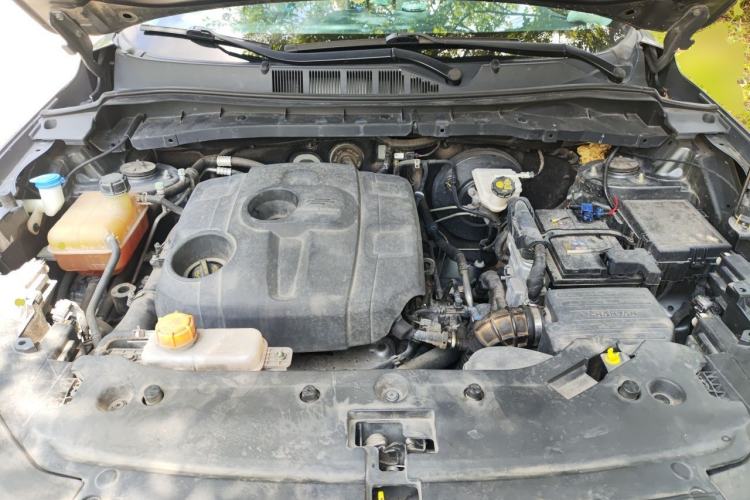 Used CHANGAN OSHAN X7 2020 1.5T Automatic Prestige Edition Engine Bay