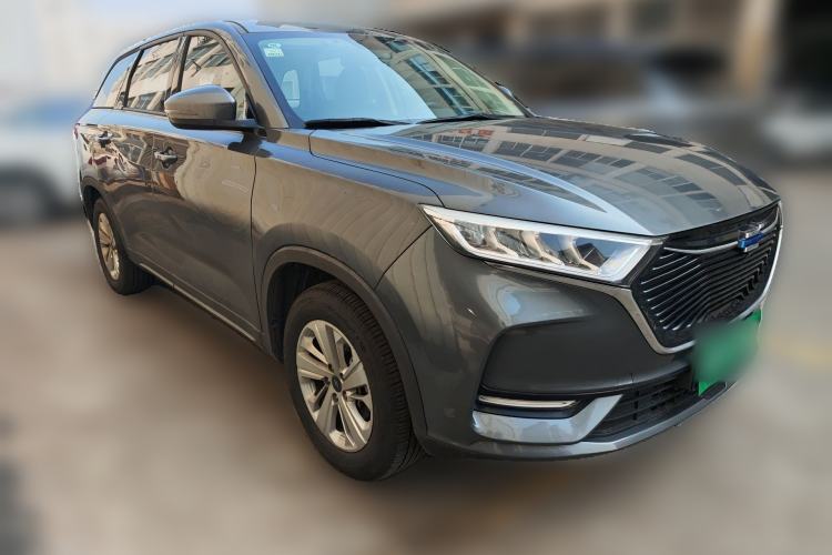 Used CHANGAN OSHAN X7 2020 1.5T Automatic Elite Edition Front Right 45 Deg
