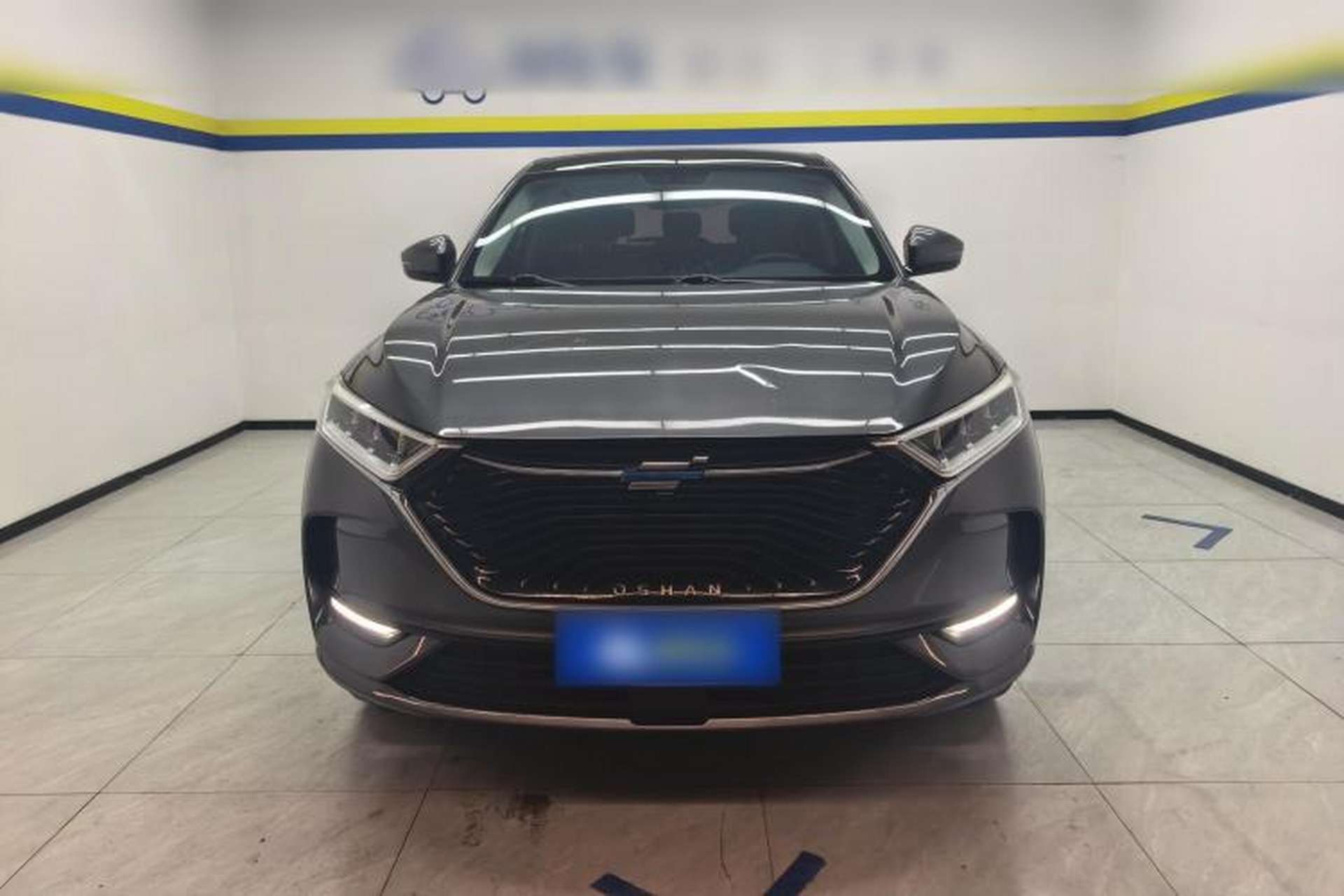 Used CHANGAN OSHAN X7 2020 1.5T Automatic Luxury Version Front