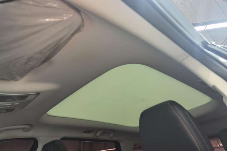 Used CHANGAN OSHAN X7 2020 1.5T Automatic Luxury Version Headliner
