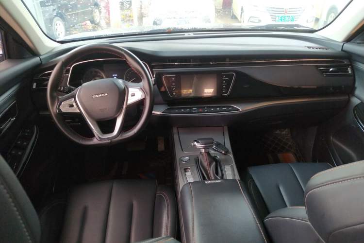 Used CHANGAN OSHAN X7 2020 1.5T Automatic Luxury Version Interior 1
