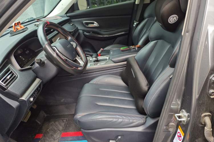 Used CHANGAN OSHAN X7 2020 1.5T Automatic Parking with Facial Recognition – Spacey & Carefree Edition Left Front Seat