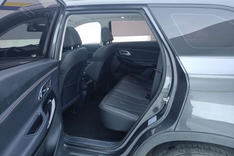Used CHANGAN OSHAN X7 2020 1.5T Manual Luxury Version Left Rear Seat