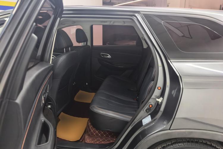 Used CHANGAN OSHAN X7 2020 1.5T Automatic Luxury Version Left Rear Seat