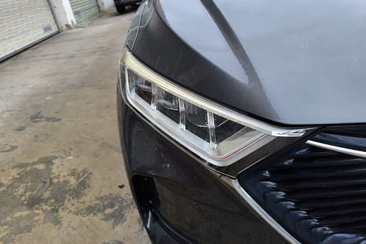 Used CHANGAN OSHAN X7 2020 1.5T Manual Luxury Version Right Front Headlight