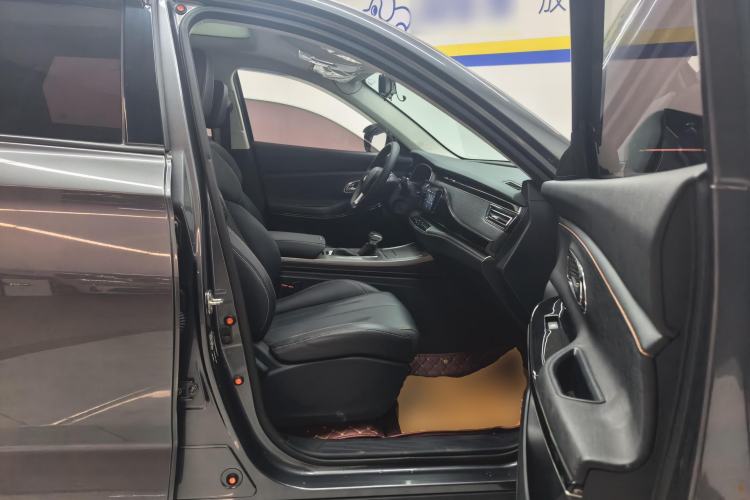 Used CHANGAN OSHAN X7 2020 1.5T Automatic Luxury Version Right Front Seat