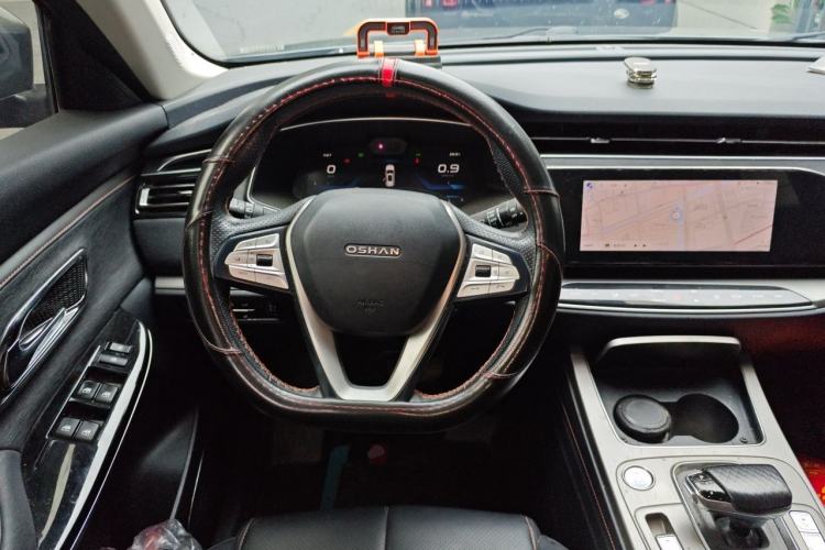 Used CHANGAN OSHAN X7 2020 1.5T Automatic Parking with Facial Recognition – Spacey & Carefree Edition Steering Wheel
