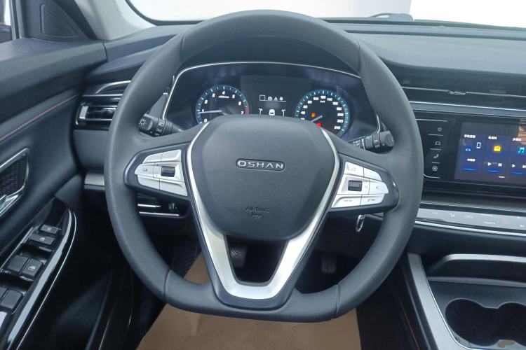 Used CHANGAN OSHAN X7 2020 1.5T Manual Luxury Version Steering Wheel