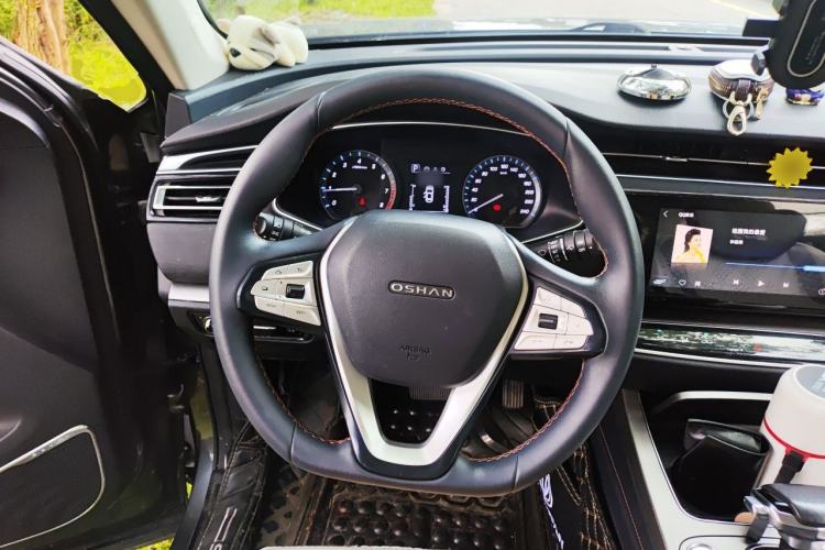 Used CHANGAN OSHAN X7 2020 1.5T Automatic Prestige Edition Steering Wheel