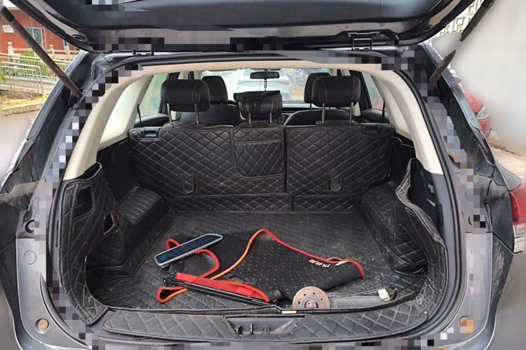 Used CHANGAN OSHAN X7 2020 1.5T Manual Luxury Version Trunk