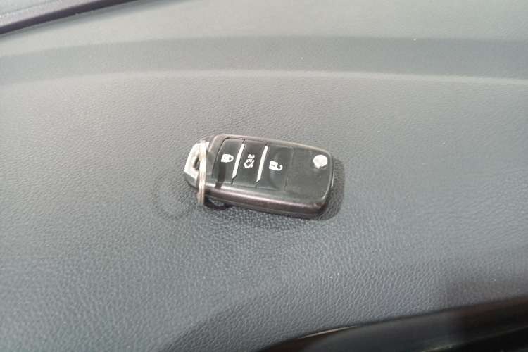 Used CHANGAN OSHAN X7 2020 1.5T Manual Luxury Version Vehicle Key