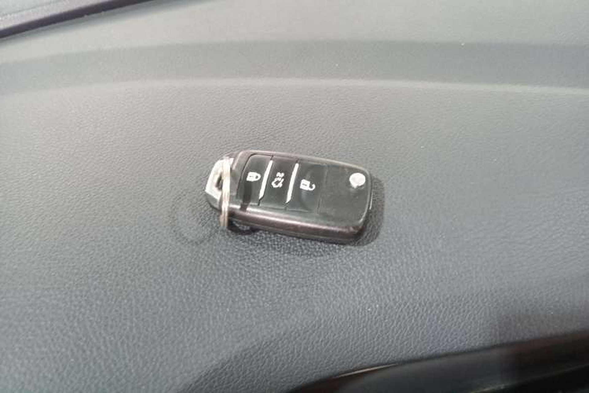 Used CHANGAN OSHAN X7 2020 1.5T Manual Luxury Version Vehicle Key
