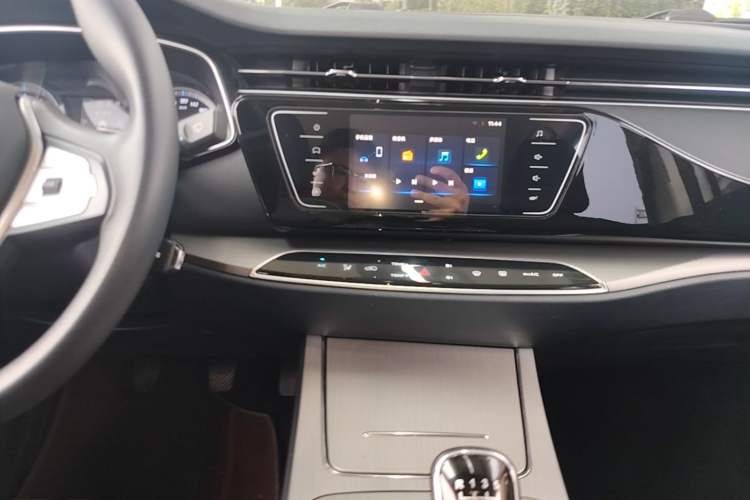 Used CHANGAN OSHAN X7 2020 1.5T Manual Elite Edition Audio And AC Panel