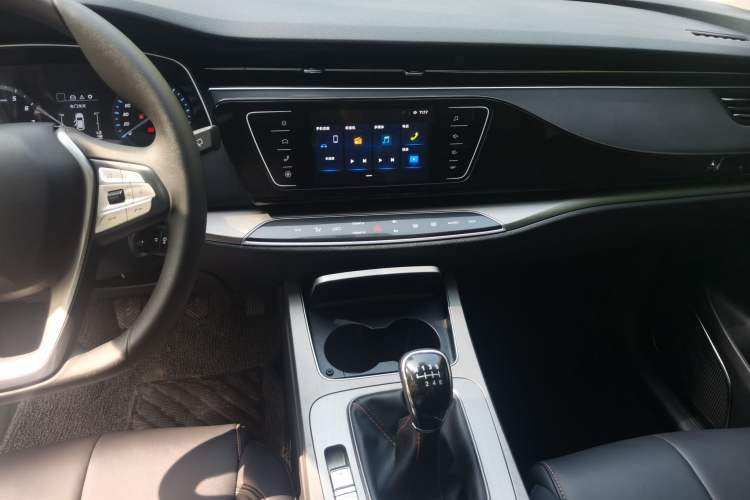 Used CHANGAN OSHAN X7 2020 1.5T Manual Luxury Version Audio And AC Panel