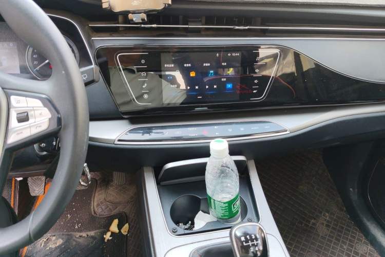 Used CHANGAN OSHAN X7 2020 1.5T Manual Luxury Version Audio And AC Panel
