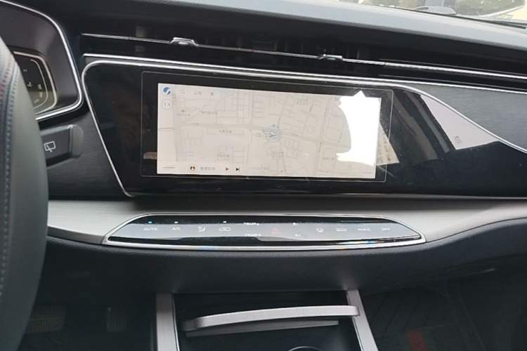 Used CHANGAN OSHAN X7 2020 1.5T Automatic Flagship Edition Audio And AC Panel