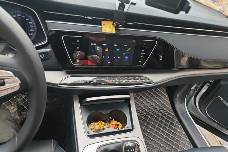 Used CHANGAN OSHAN X7 2020 1.5T Manual Luxury Version Audio And AC Panel