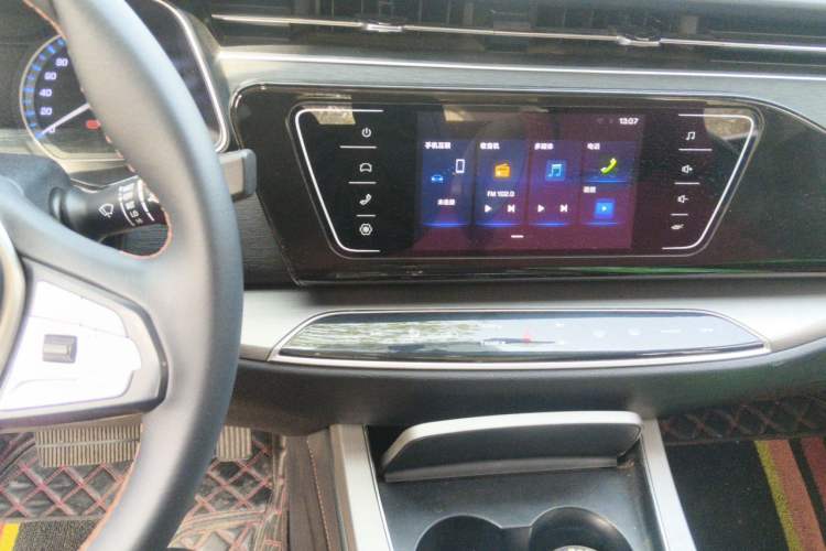 Used CHANGAN OSHAN X7 2020 1.5T Automatic Luxury Version Audio And AC Panel