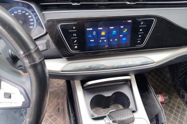 Used CHANGAN OSHAN X7 2020 1.5T Automatic Luxury Version Audio And AC Panel