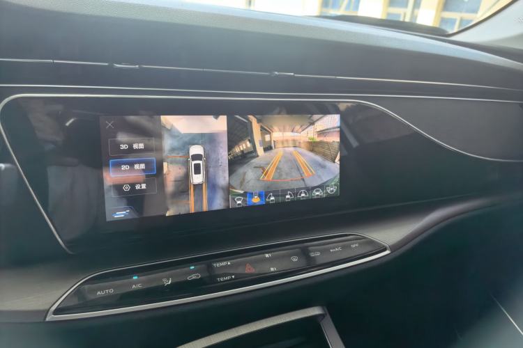 Used CHANGAN OSHAN X7 2020 1.5T Automatic Parking with Facial Recognition – Spacey & Carefree Edition Audio And AC Panel