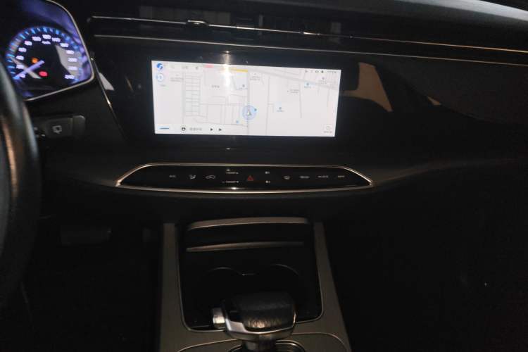 Used CHANGAN OSHAN X7 2020 1.5T Automatic Luxury Model Audio And AC Panel