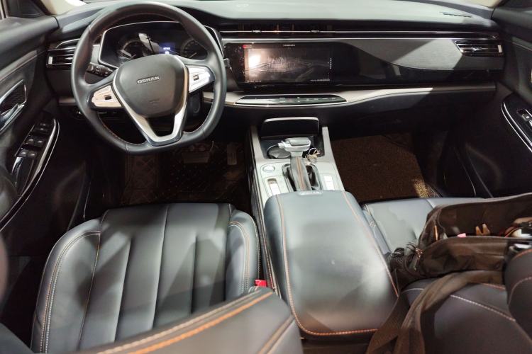 Used CHANGAN OSHAN X7 2020 1.5T Automatic Luxury Model Center Console
